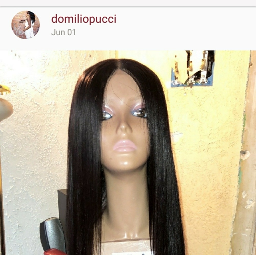 Beware of this scam artist!! DO NOT PURCHASE !!!